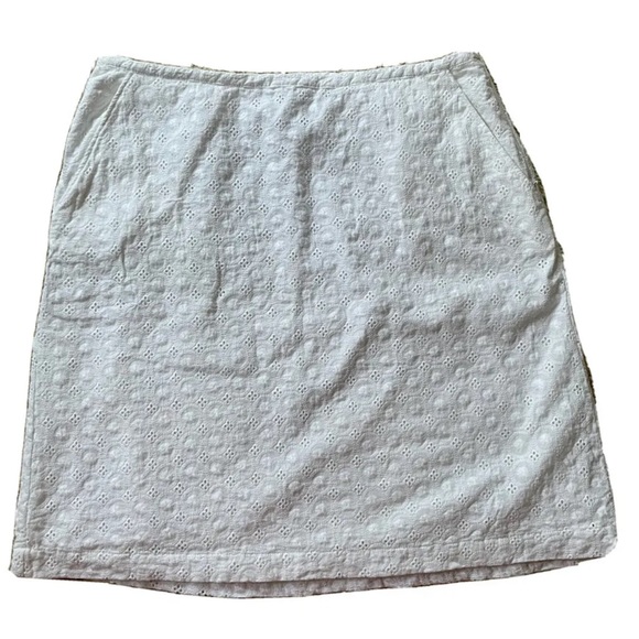 Dresses & Skirts - LL Bean | women’s white eyelet skirt, favorite fit, size 6 petite